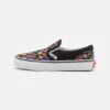 Vans Classic Slip-On Unisex - Sneakers Laag - Black/Multi-Coloured -Vans Schoen cf7aabc2bfcc4507b2dd441684b454bd