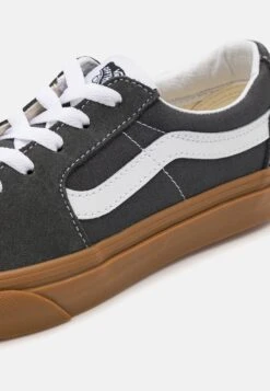 Vans Sk8-Low Unisex - Skateschoenen - Grey/True White 13 Vans Sk8-Low Unisex - Skateschoenen - Grey/True White -Vans Schoen dabe5a435e4e4475a6966956b57598e8