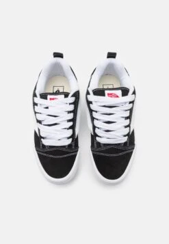 Vans Knu Stack - Skateschoenen - Black/True White -Vans Schoen e4813fa2d42d488383dde91a866f41d5