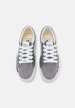 Vans Sk8-Low Reconstruct Unisex - Sneakers Laag - Grey -Vans Schoen e6418aca36d04d5e930157525d1f67e6