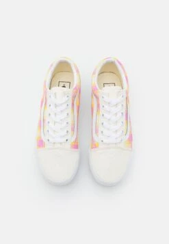 Vans Ua Old Skool Stackform - Sneakers Laag - Pastel Pink 13 Vans Ua Old Skool Stackform - Sneakers Laag - Pastel Pink -Vans Schoen ee3b1935f65e4f359cc93cbc62a8685f