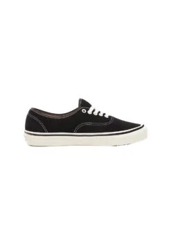 Vans Sneakers Laag - Black -Vans Schoen f036b4ab12ac43c39bfc97237a045b0f