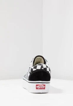 Vans Ua Old Skool Platform - Sneakers Laag - Black/White 18 Vans Ua Old Skool Platform - Sneakers Laag - Black/White -Vans Schoen f0e09ee1cb894193b4a40eb73bc0fbdb