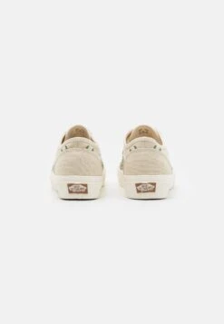 Vans Old Skool Tapered Unisex - Sneakers Laag - Theory Oatmeal 10 Vans Old Skool Tapered Unisex - Sneakers Laag - Theory Oatmeal -Vans Schoen f9147c3601b447349edba6a503142104
