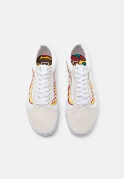 Vans Old Skool Unisex - Sneakers Laag - True White 11 Vans Old Skool Unisex - Sneakers Laag - True White -Vans Schoen ff91625a265c47ab8caa6190489eedbe